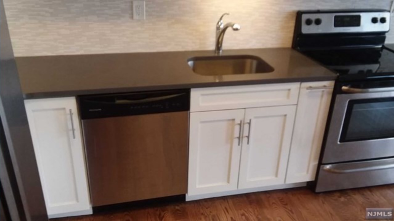 1590 Anderson Avenue, Unit 8-K, Fort Lee, NJ