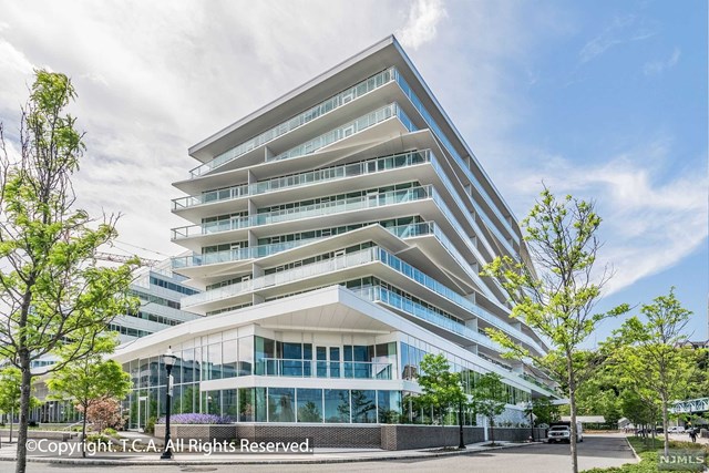 800 Ave At Port Imperial, Unit 813, Weehawken NJ